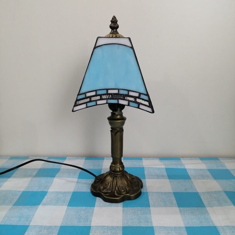 European Vintage Tiffany Square Stained Glass Iron 1-Light Table Lamp Lumendat