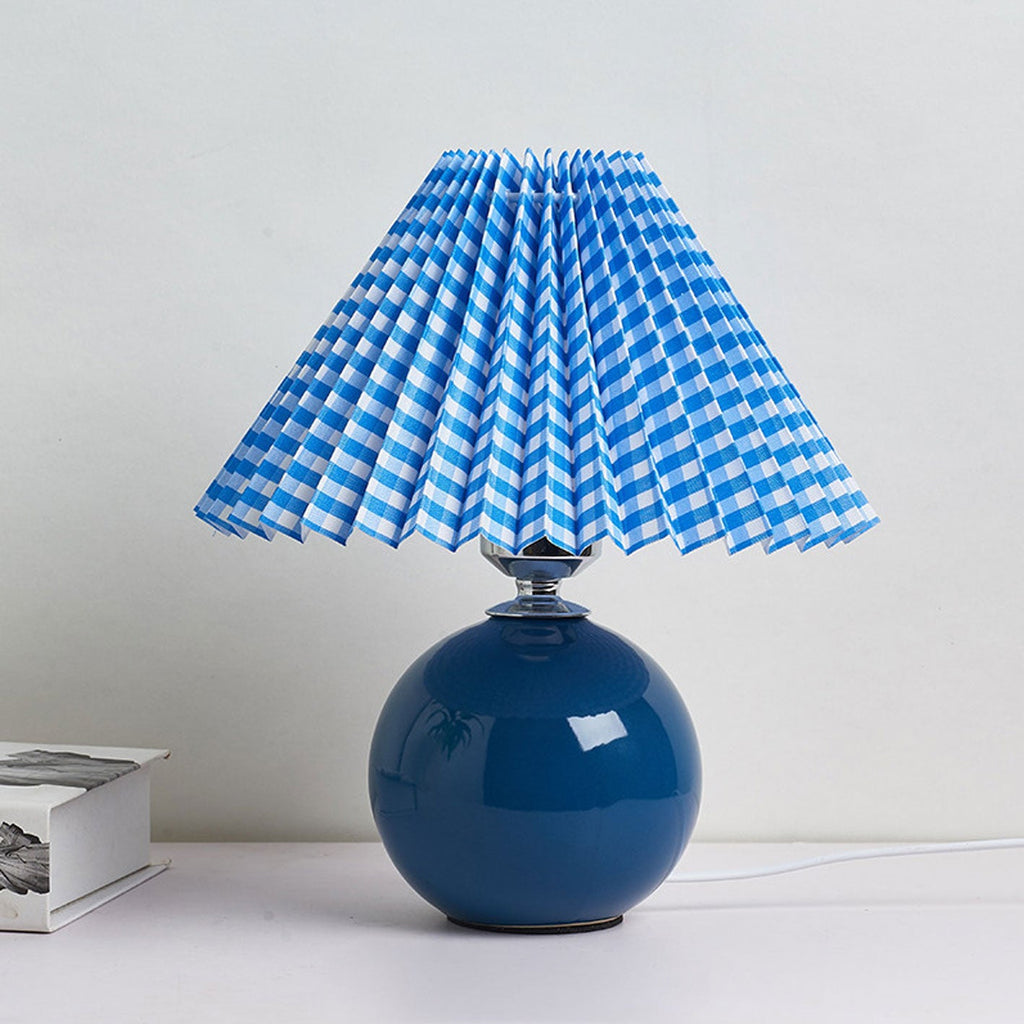 Nordic Minimalist Ceramic Pleated 1-Light Table Lamp Lumendat