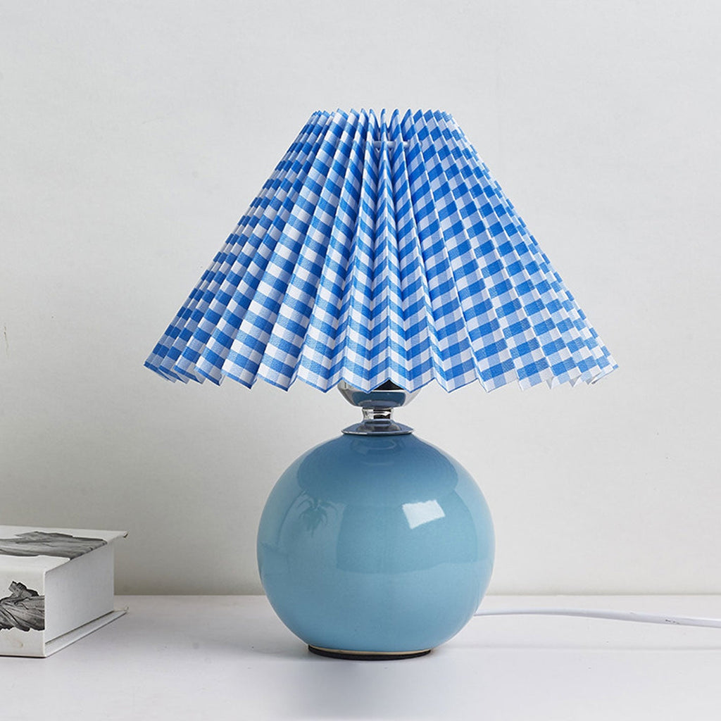 Nordic Minimalist Ceramic Pleated 1-Light Table Lamp Lumendat