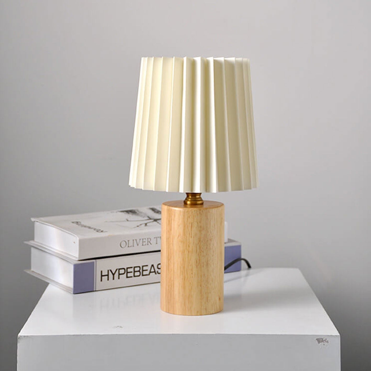 Vintage Korean Pleated Column Solid Wood Base 1-Light Table Lamp Lumendat