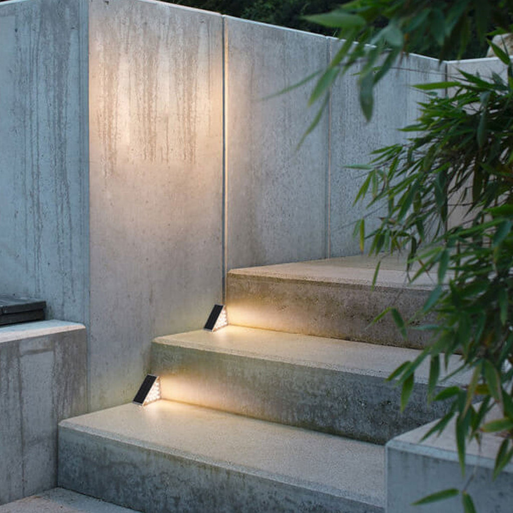 Solar Waterproof Stereo Triangle LED Outdoor Stair Lamp Lumendat