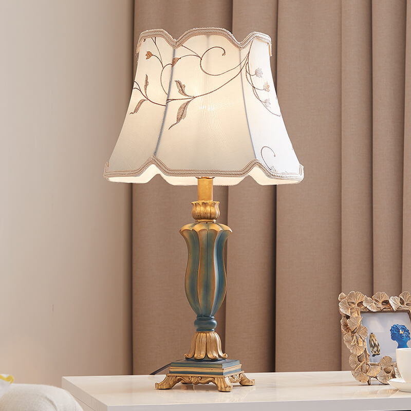Round Fabric Resin Base Classical 1-Light Table Lamp Lumendat