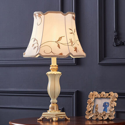 Round Fabric Resin Base Classical 1-Light Table Lamp Lumendat
