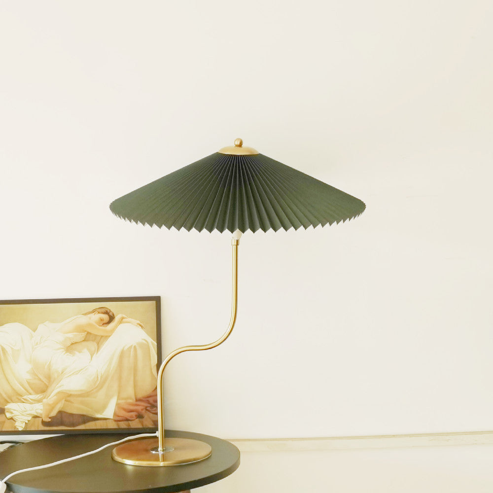 Retro Pleated Umbrella Shaped 1-Light Decorative Table Lamp Lumendat