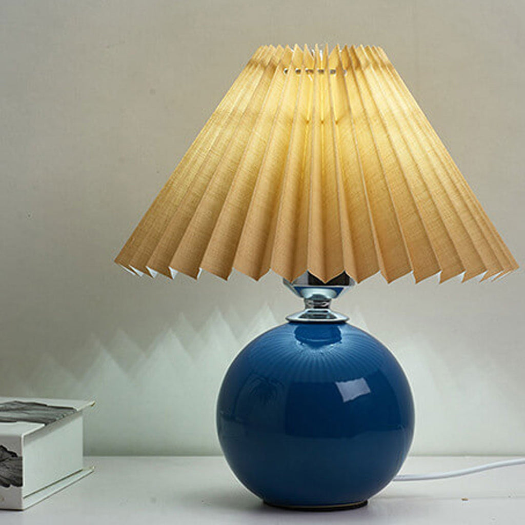 Nordic Minimalist Ceramic Pleated 1-Light Table Lamp Lumendat