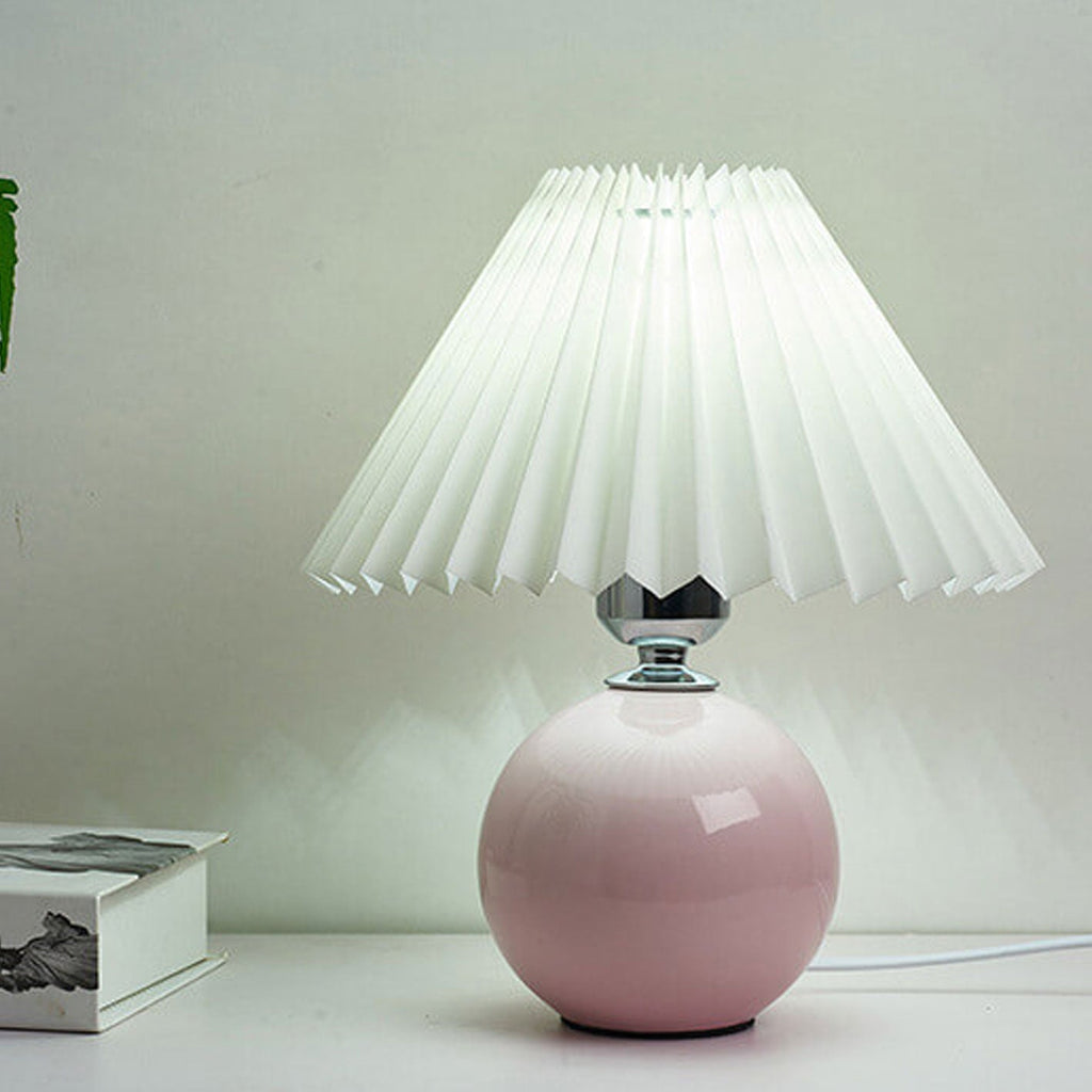 Nordic Minimalist Ceramic Pleated 1-Light Table Lamp Lumendat