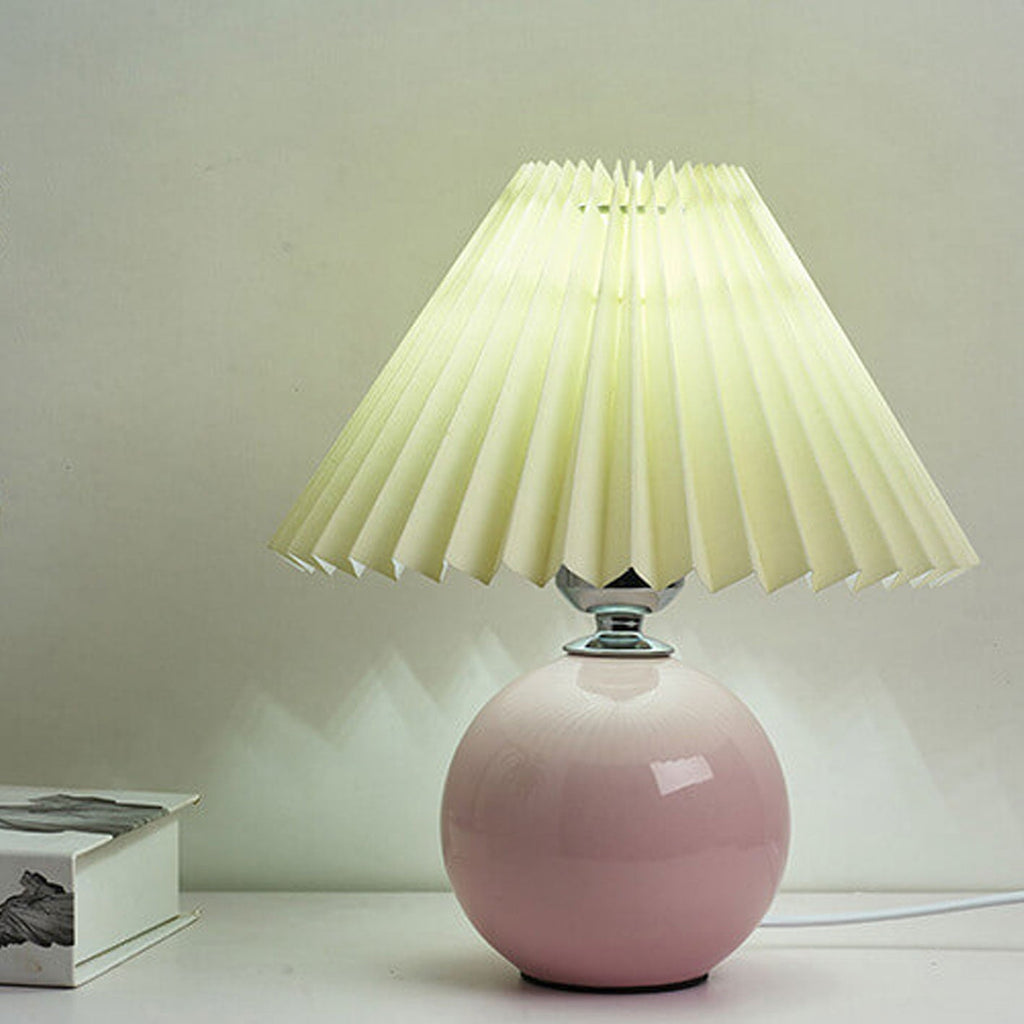 Nordic Minimalist Ceramic Pleated 1-Light Table Lamp Lumendat