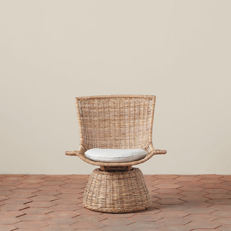 Contemporary Scandinavian Indonesian Rattan Weaving Swivel Lounge Chair - Back Chair With Handwoven Texture For Living Room Lumendat
