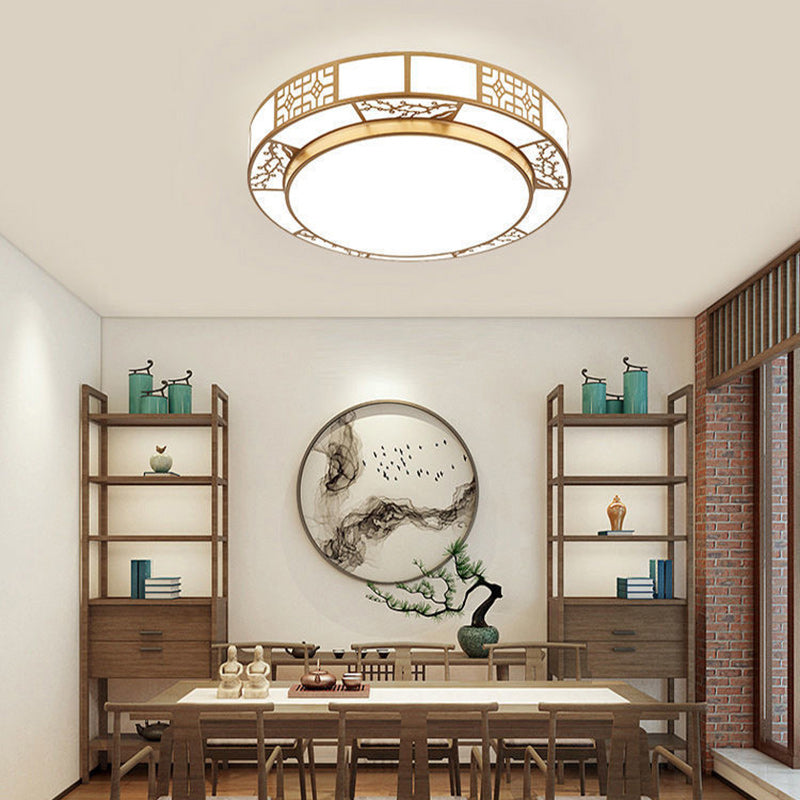 Traditional Chinese Round Plum Blossom Acrylic Iron LED Flush Mount Ceiling Light for Living Room