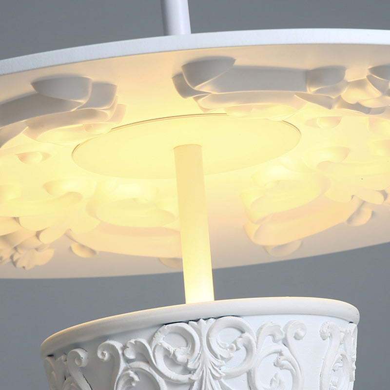 Contemporary Nordic Dome Pattern Resin Lampshade Hardware UFO Shape LED Pendant Light For Dining Room