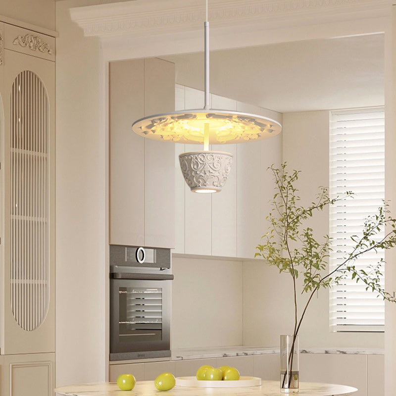 Contemporary Nordic Dome Pattern Resin Lampshade Hardware UFO Shape LED Pendant Light For Dining Room