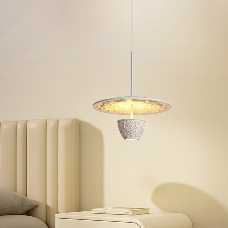 Contemporary Nordic Dome Pattern Resin Lampshade Hardware UFO Shape LED Pendant Light For Dining Room