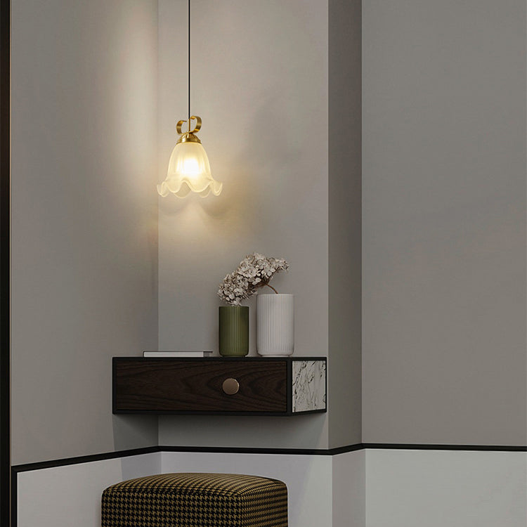 Traditional French Flower Brass Glass Lampshade 1 - Light Pendant Light For Living Room
