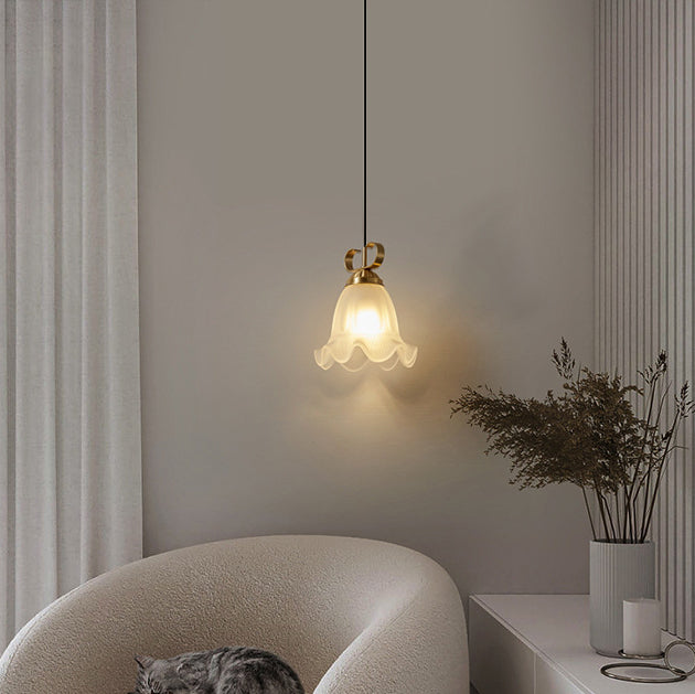 Traditional French Flower Brass Glass Lampshade 1 - Light Pendant Light For Living Room