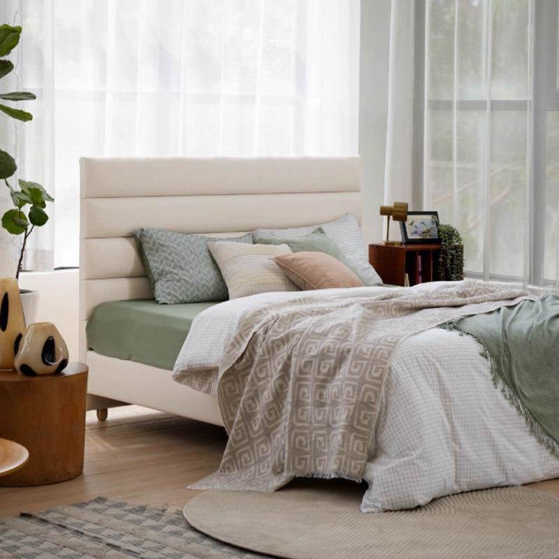 Elegant Pearl Microfiber Leather Upholstered Headboard Bed Frame - Luxury Refined Smooth Edges Bed For Your Bedroom Lumendat