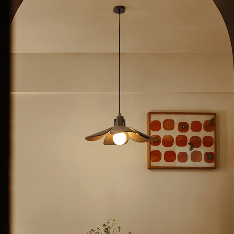 Traditional Vintage Rubber Wood & Fabric Round 1-Light Pendant Light For Dining Room, Living Room, Bedroom