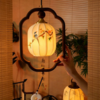 Traditional Chinese Oak Wood Fabric Lantern-Shaped 1-Light Pendant Light For Living Room