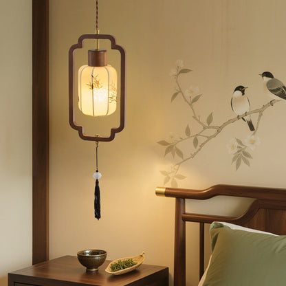Traditional Chinese Hardware Solid Wood Fabric Lantern 1-Light Pendant Light For Living Room & Bedroom
