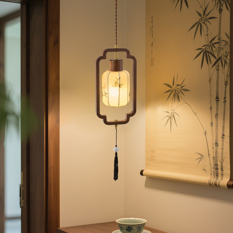Traditional Chinese Hardware Solid Wood Fabric Lantern 1-Light Pendant Light For Living Room & Bedroom