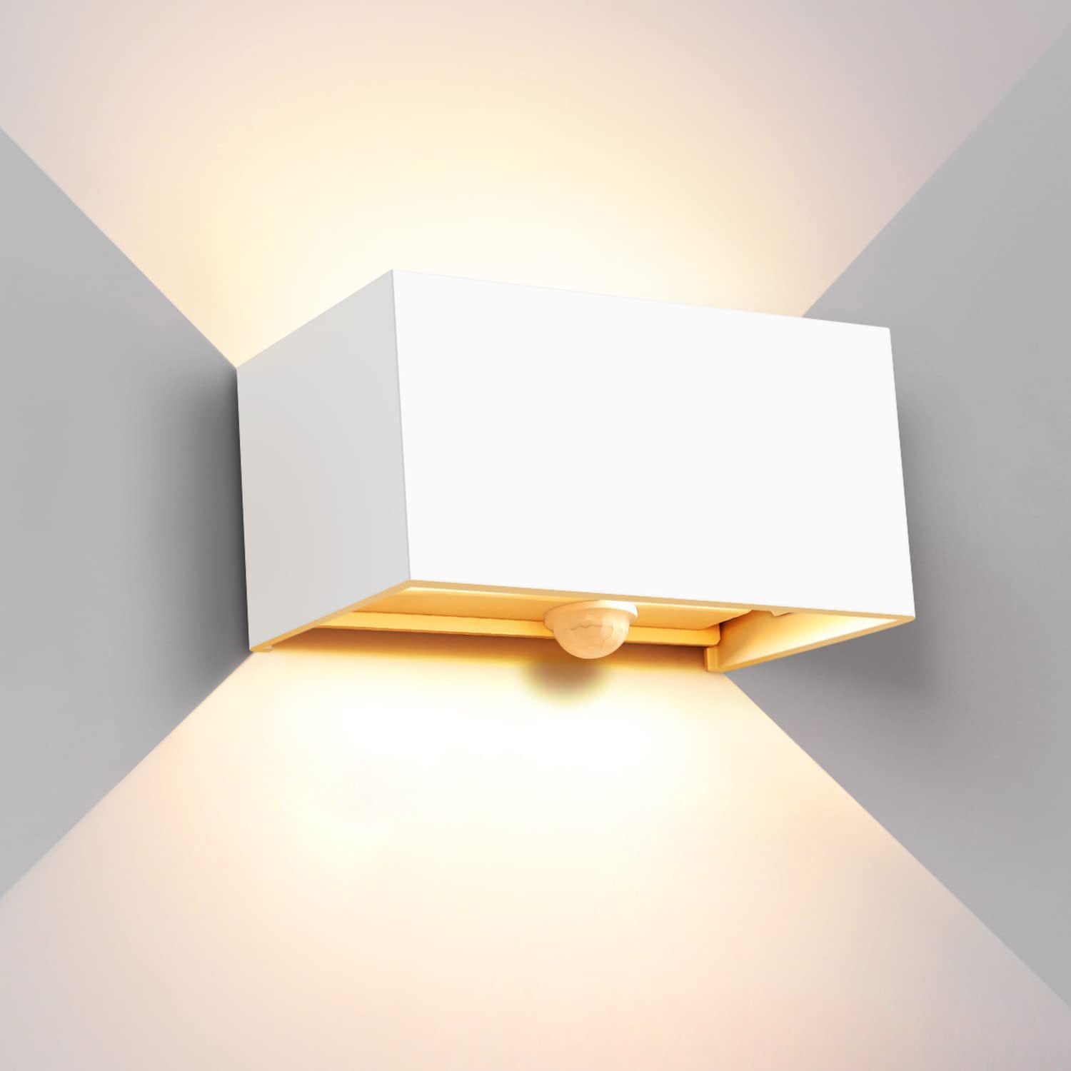 Modern Minimalist Aluminum Rectangular LED Wall Sconce Lamp For Outdoor Patio