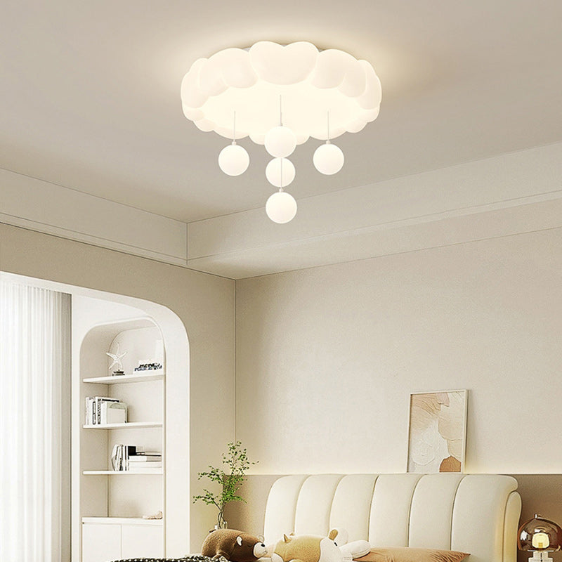 Modern Art Deco Kids Iron PE Heart-Shaped Round LED Flush Mount Ceiling Light For Bedroom Lumendat
