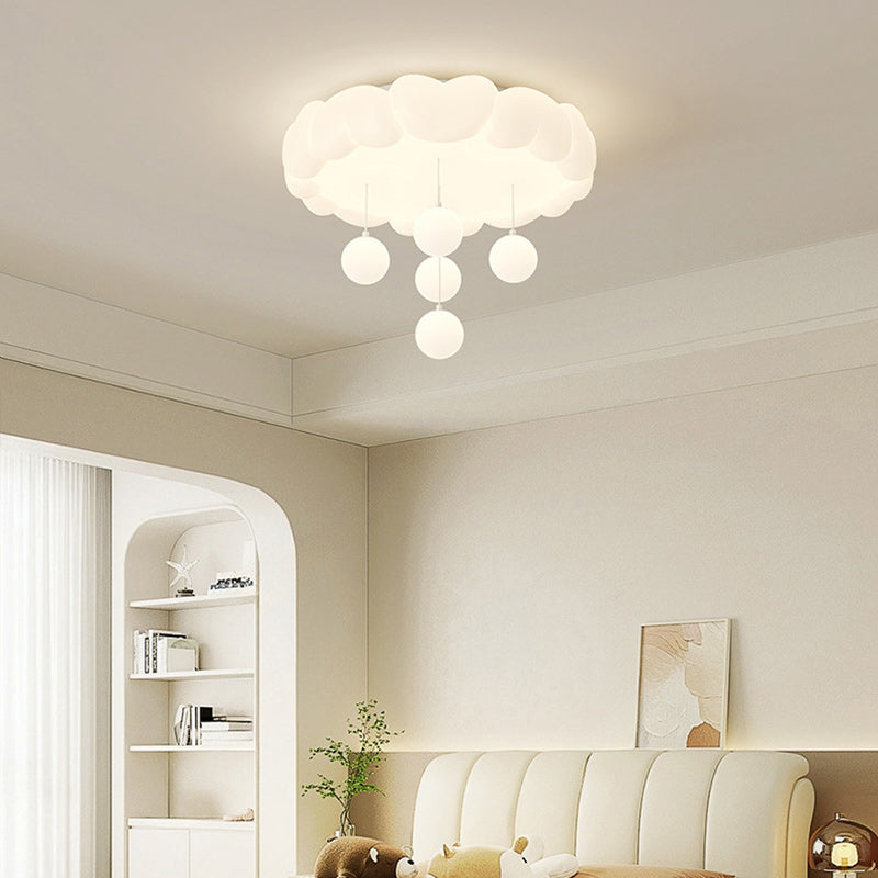 Modern Art Deco Kids Iron PE Heart-Shaped Round LED Flush Mount Ceiling Light For Bedroom Lumendat