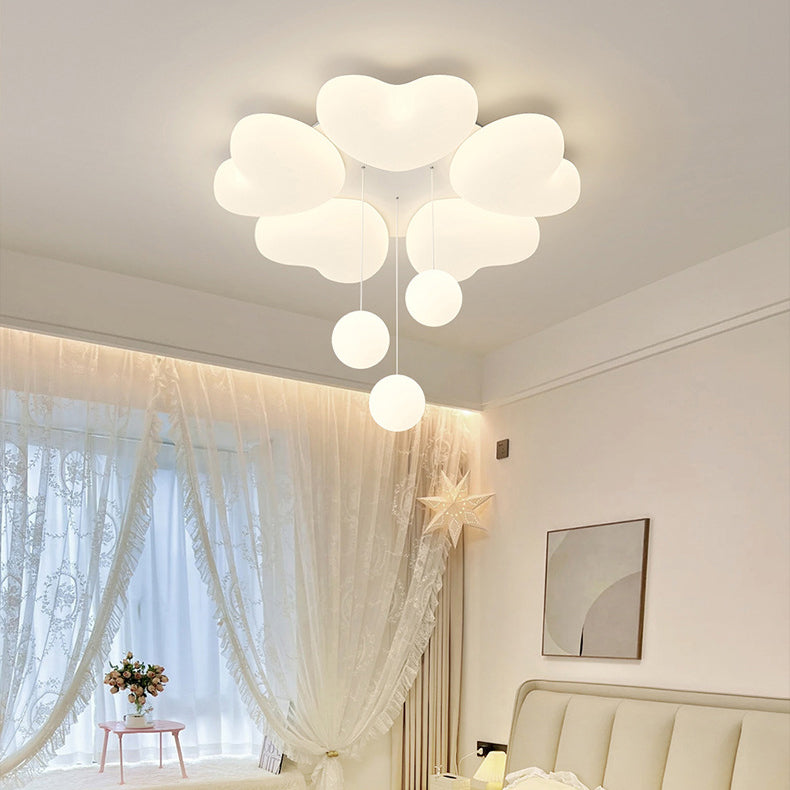 Contemporary Creative Iron Cream Heart-Shaped Round LED Flush Mount Ceiling Light For Bedroom
