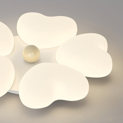 Contemporary Creative Iron Cream Heart-Shaped Round LED Flush Mount Ceiling Light For Bedroom
