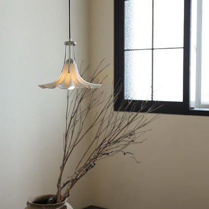 Contemporary Scandinavian Magnolia Flower Hardware Ceramic 1-Light Pendant Light For Living Room
