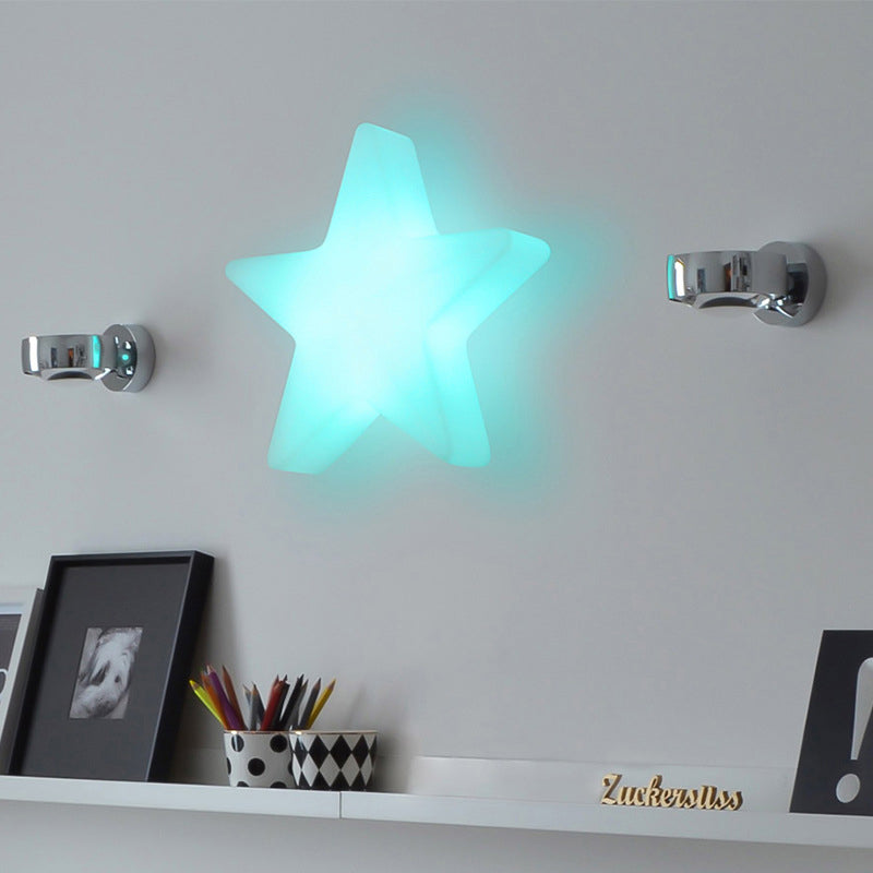 Modern Art Deco Solar Rechargeable Star PE LED Outdoor Light for Garden Lumendat