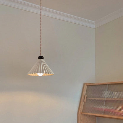 Traditional Vintage Cone Pleated Ceramic Shade Wood 1-Light Pendant Light For Living Room