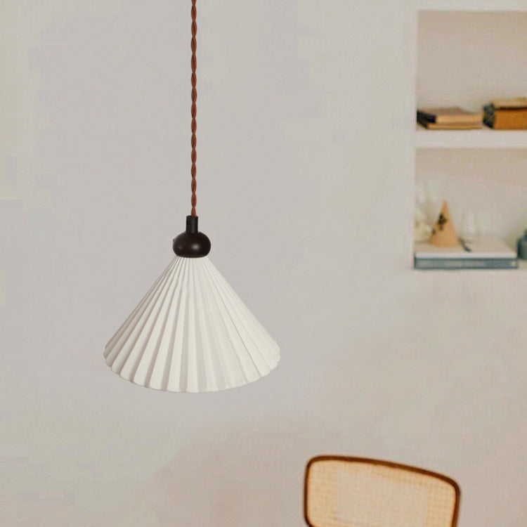 Traditional Vintage Cone Pleated Ceramic Shade Wood 1-Light Pendant Light For Living Room