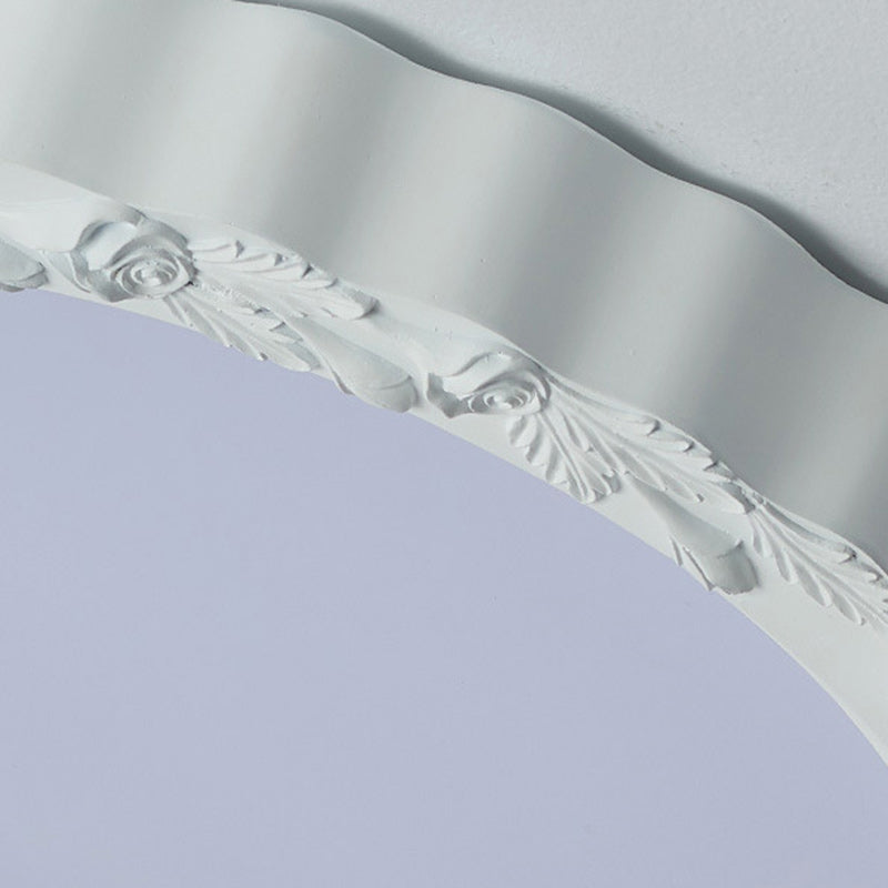 Traditional French Round Carved Flower Iron Resin Acrylic LED Flush Mount Ceiling Light for Bedroom