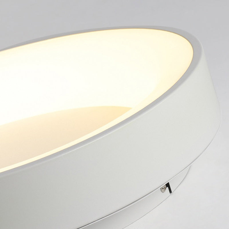 Contemporary Nordic Round Aluminum Acrylic LED Flush Mount Ceiling Light for Living Room