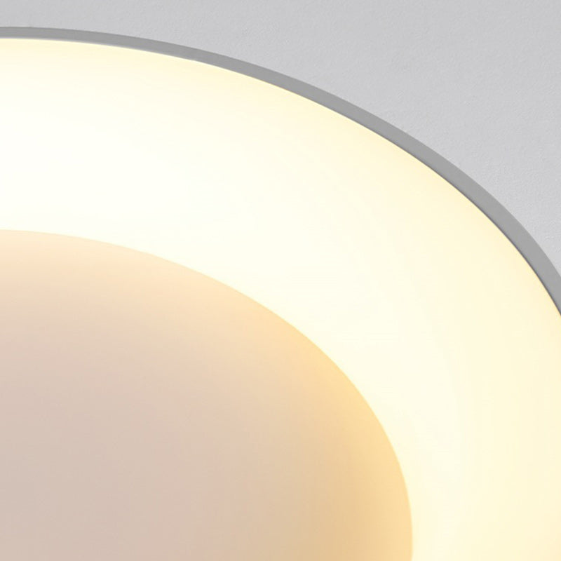 Contemporary Nordic Round Aluminum Acrylic LED Flush Mount Ceiling Light for Living Room