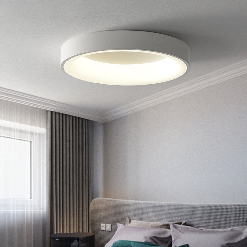 Contemporary Nordic Round Aluminum Acrylic LED Flush Mount Ceiling Light for Living Room