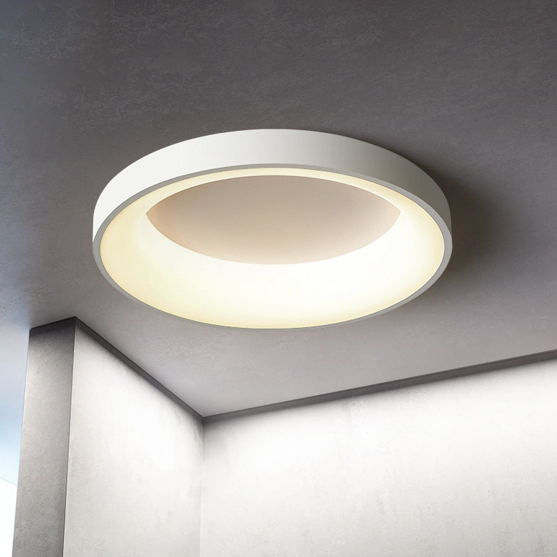Contemporary Nordic Round Aluminum Acrylic LED Flush Mount Ceiling Light for Living Room