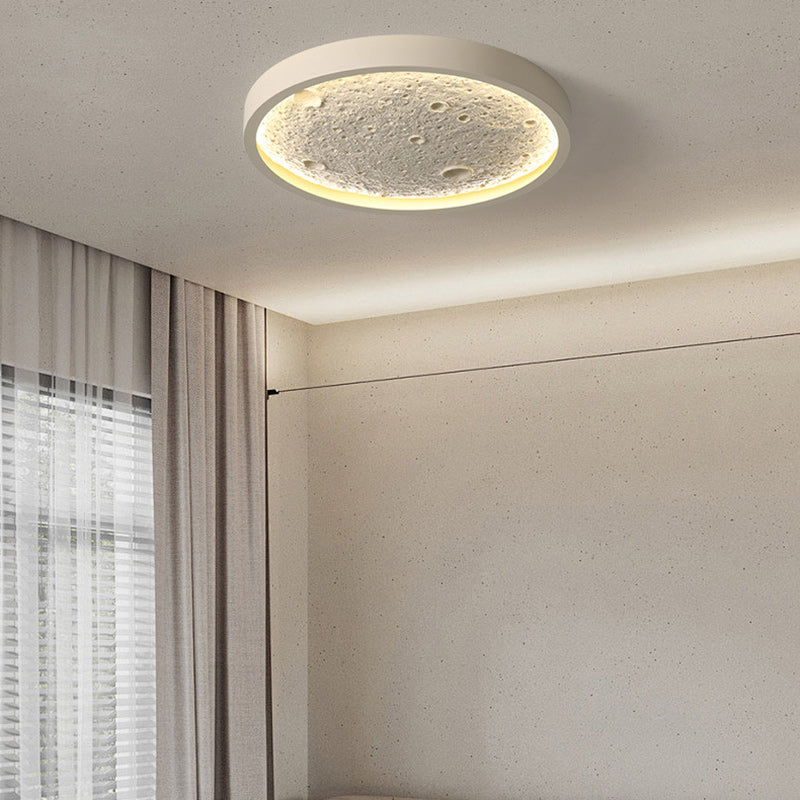 Contemporary Creative Round Iron Resin LED Flush Mount Ceiling Light For Living Room