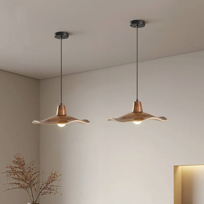 Traditional Chinese Round Iron Resin 1-Light Pendant Light For Living Room
