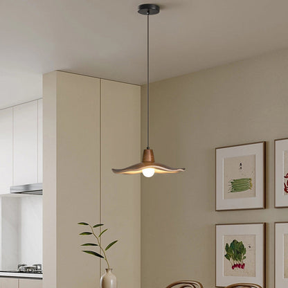 Traditional Chinese Round Iron Resin 1-Light Pendant Light For Living Room