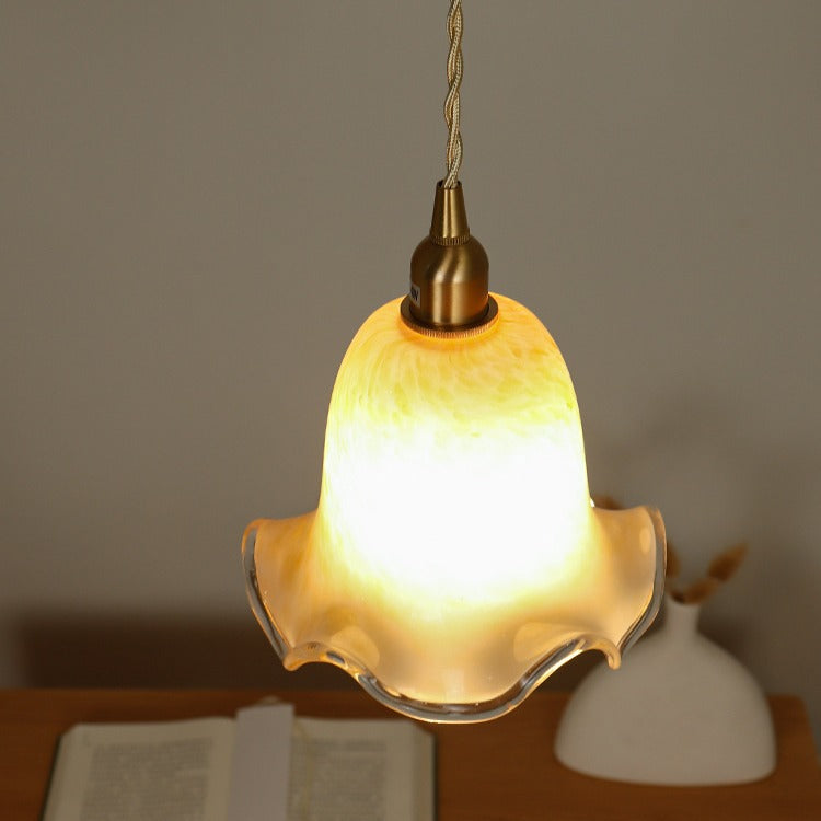Traditional Vintage Flowers Brass Glass 1-Light Pendant Light For Bedroom