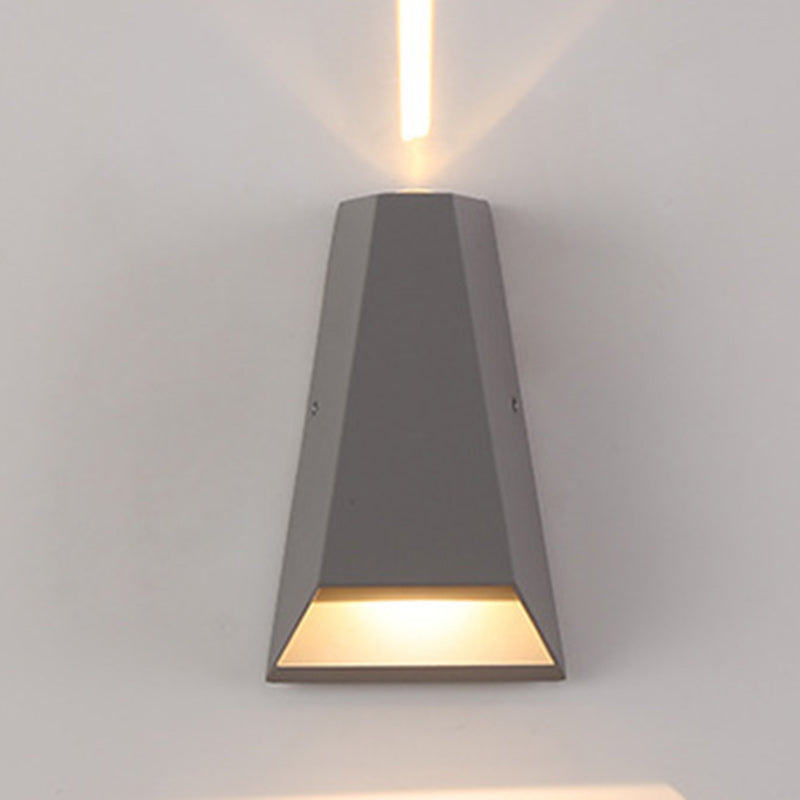 Modern Minimalist Aluminum Trapezoid Up And Down Illuminated LED Outdoor Wall Sconce Lamp For Garden Lumendat