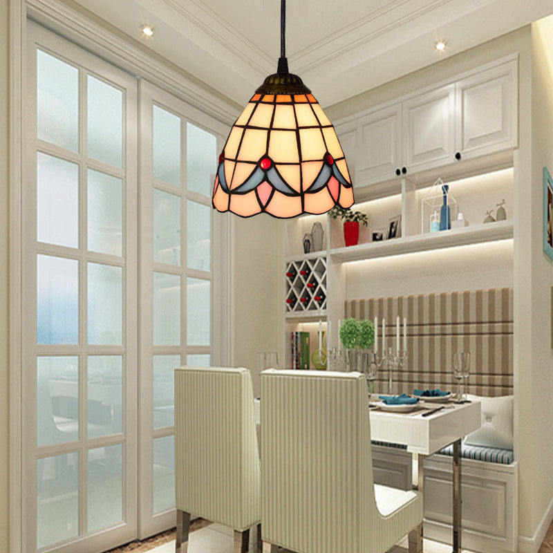 Traditional Tiffany Magnolia Flower Stained Glass Iron Round 1-light Pendant Light for Living Room