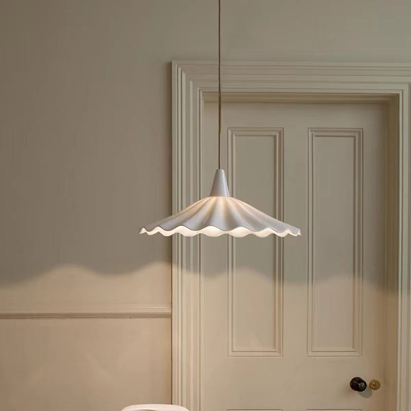 Traditional Vintage Ceramic Lotus Leaf Shade 1-light Pendant Light for Living Room BulbSquare