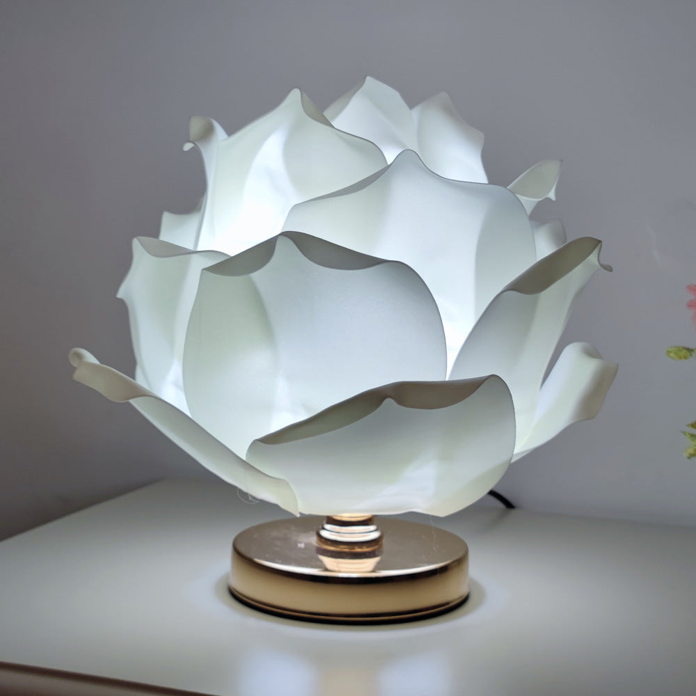 Contemporary Creative Lotus Flower Fabric Hardware 1-Light Table Lamp For Bedroom Lumendat