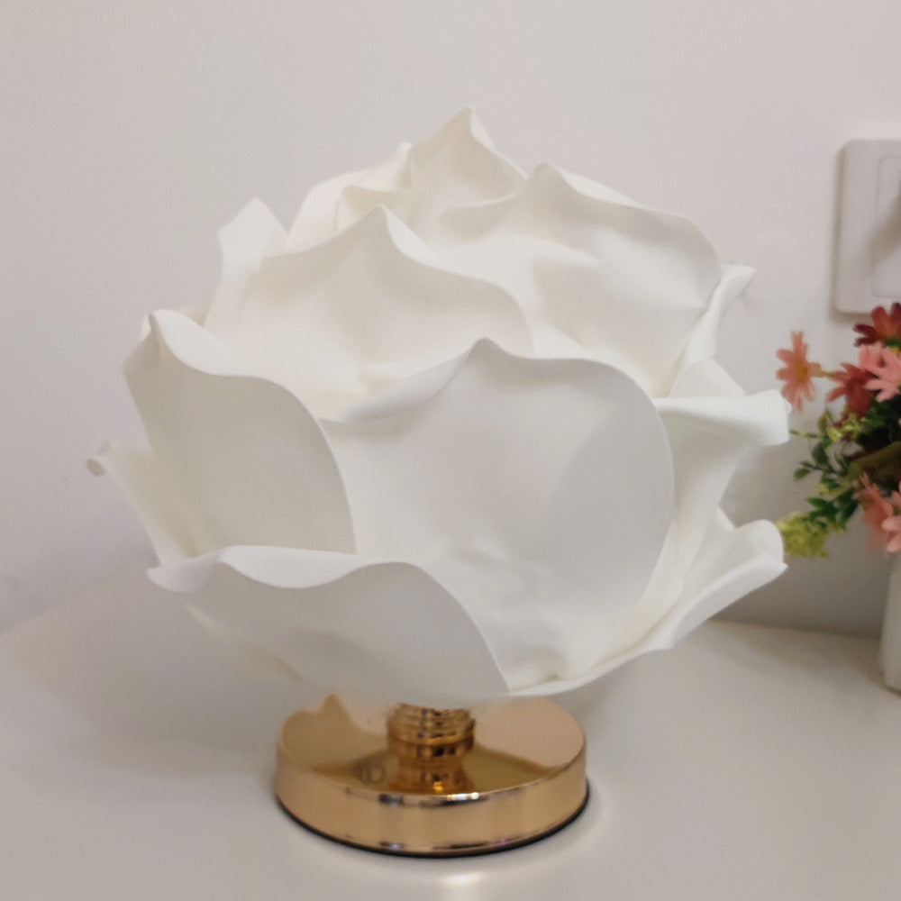 Contemporary Creative Lotus Flower Fabric Hardware 1-Light Table Lamp For Bedroom Lumendat