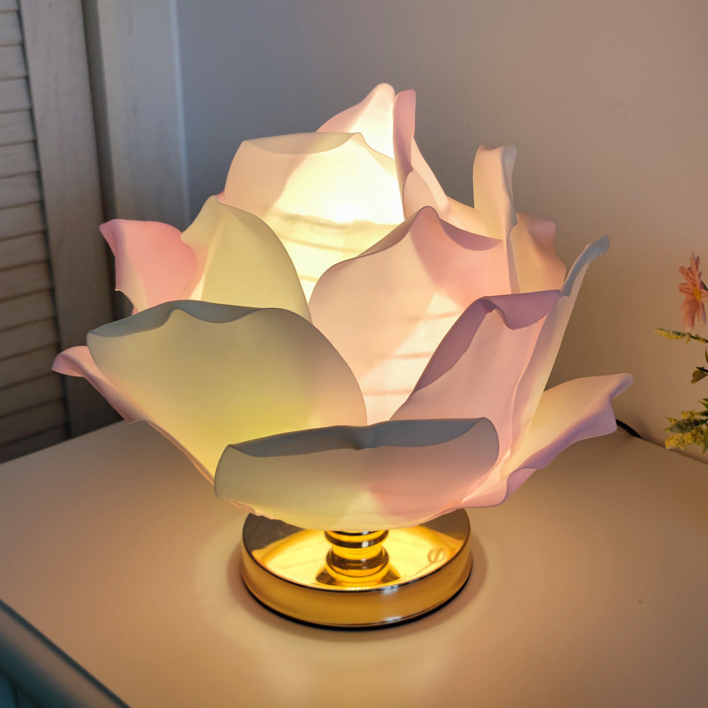 Contemporary Creative Lotus Flower Fabric Hardware 1-Light Table Lamp For Bedroom Lumendat