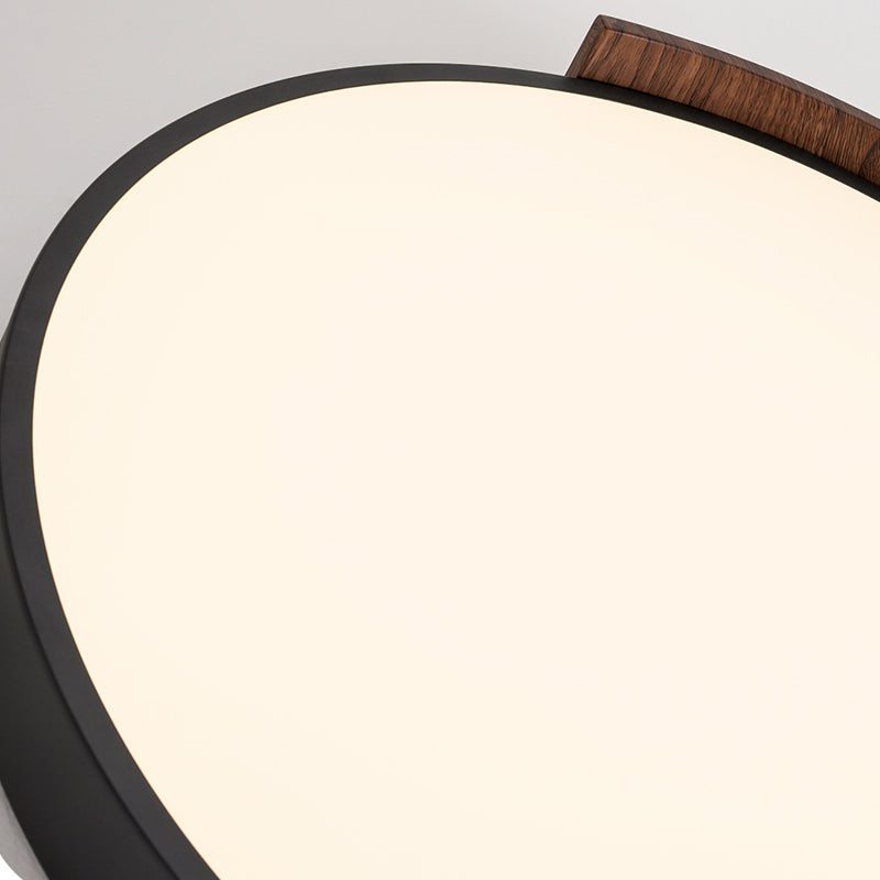 Traditional Japanese Iron Faux Woodgrain PVC Round Shade LED Flush Mount Ceiling Light For Living Room