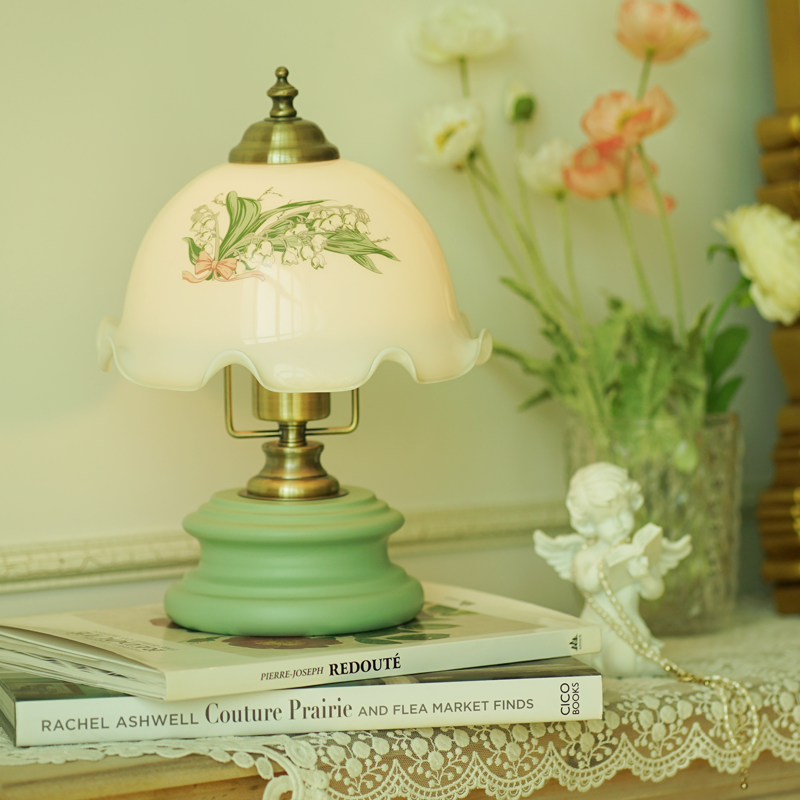 Traditional French Flower Glass Iron Solid Wood LED Table Lamp For Bedroom Lumendat