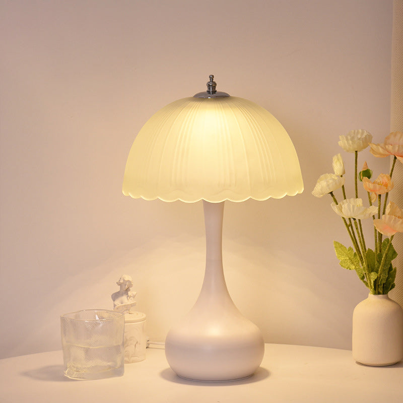Traditional French Dome Glass Iron LED Table Lamp For Bedroom Lumendat